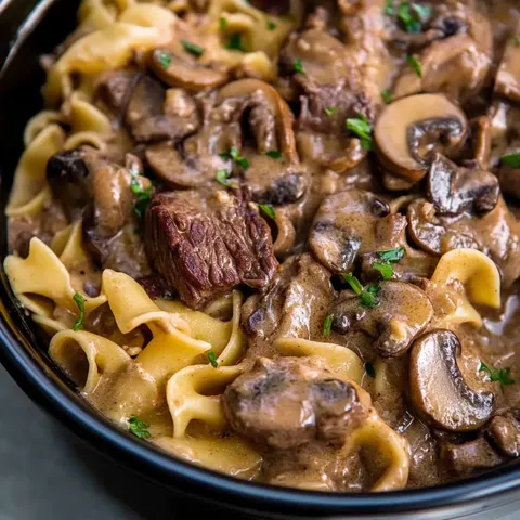 Slow Cooker Beef Stroganoff